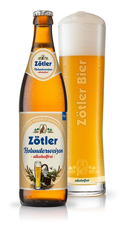 Flasche Holunderweizen alkoholfrei und gefülltes Weizenglas Flasche Holunderweizen alkoholfrei und gefülltes Weizenglas