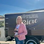 Melanie, Sekretariat Melanie, Sekretariat